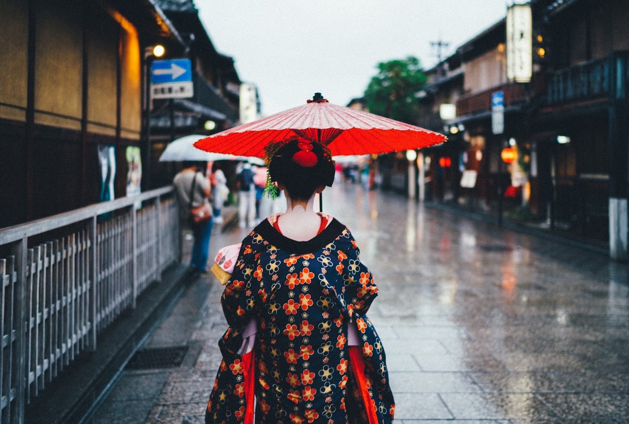 Geisha, Maiko, Gion e il fenomeno dello “overtourism”